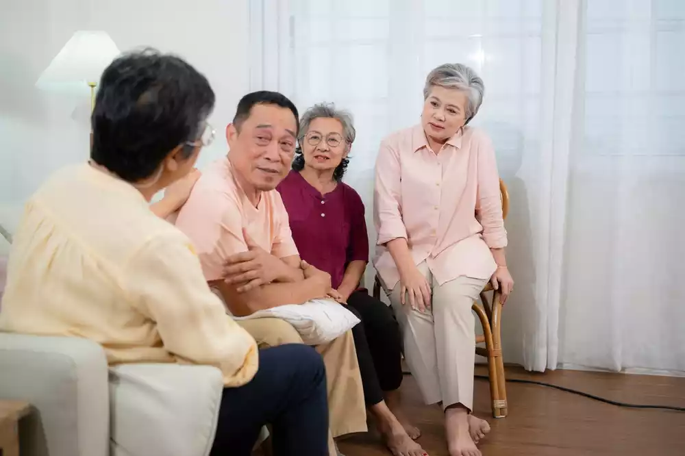 senior-asian-man-suffering